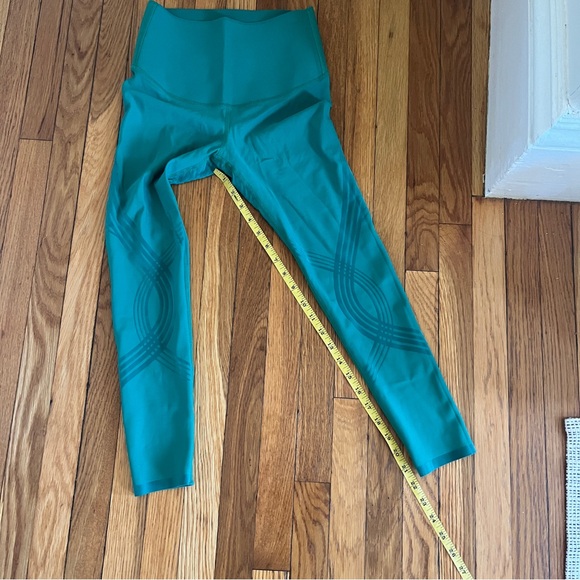Fanka Like New Body Sculpt Reversible Emerald Green 7/8 Leggings XS - Picture 3 of 6